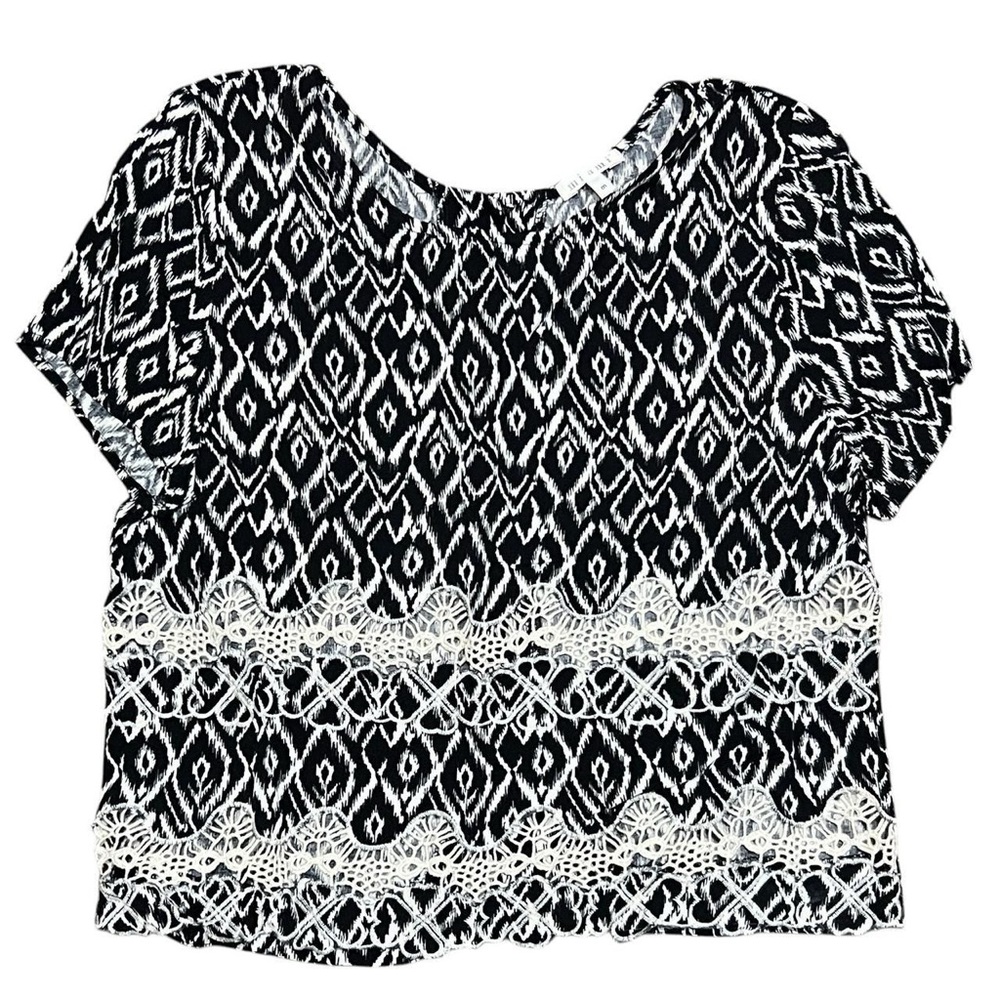 Francesca's Mi Ami Black And White Diamond Print Blouse Short Sleeve Size Medium